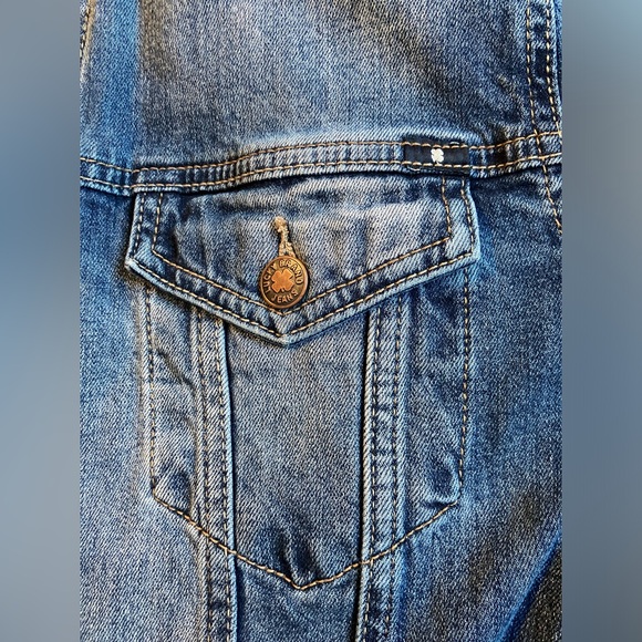 Lucky Brand Tomboy Trucker Jean Jacket, Sz. M - Picture 5 of 9